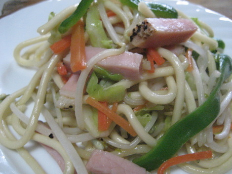 chuuka fuu-shouyuyakisoba.JPG